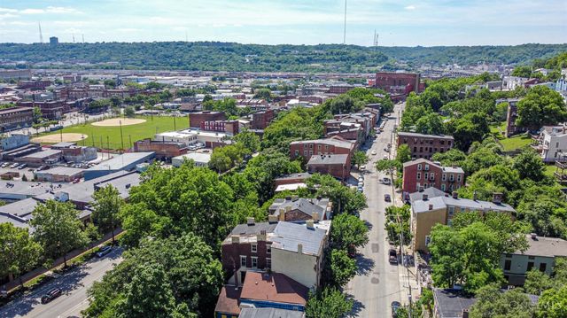 404 Mohawk Street, Cincinnati, OH 45214