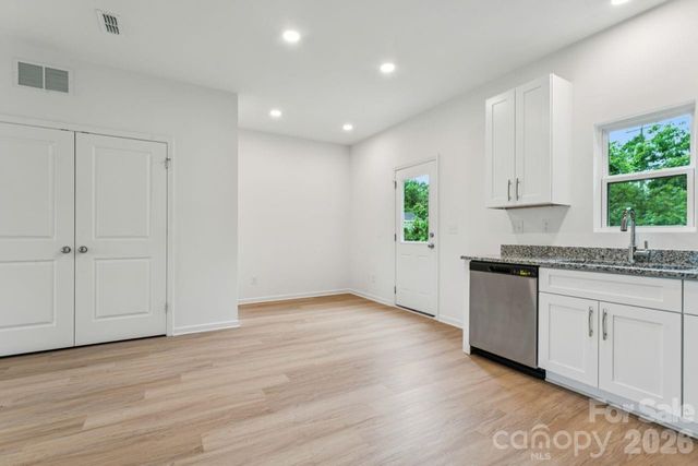 1005 Glenview Avenue, Gastonia, NC 28054