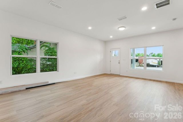 1005 Glenview Avenue, Gastonia, NC 28054