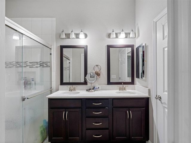 29817 GANGA WAY, Wesley Chapel, FL 33543