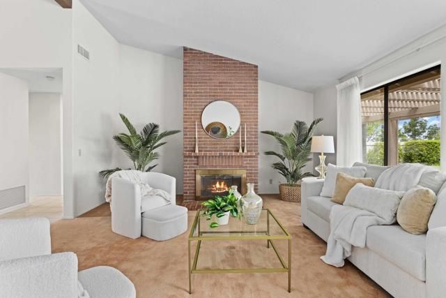 1560 Mandeville Place, Escondido, CA 92029