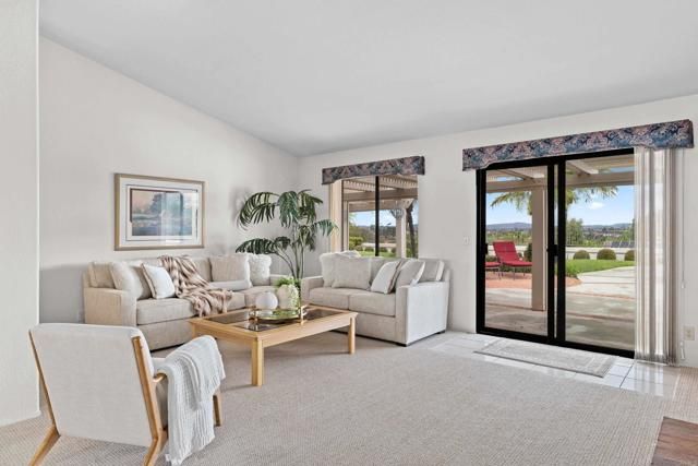 1560 Mandeville Place, Escondido, CA 92029