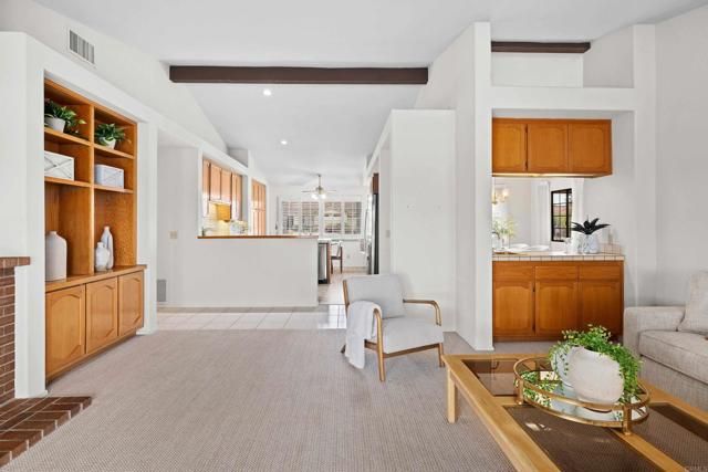 1560 Mandeville Place, Escondido, CA 92029