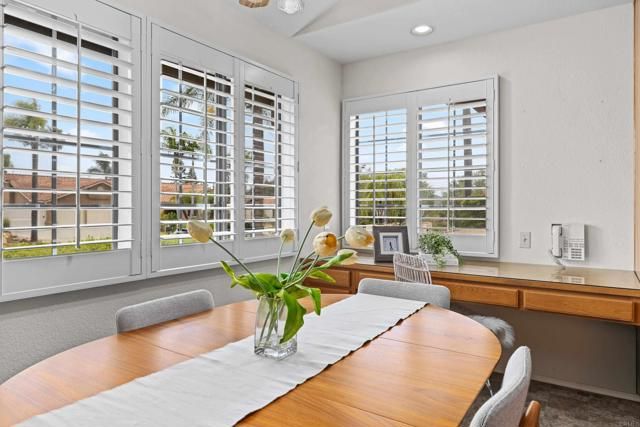 1560 Mandeville Place, Escondido, CA 92029