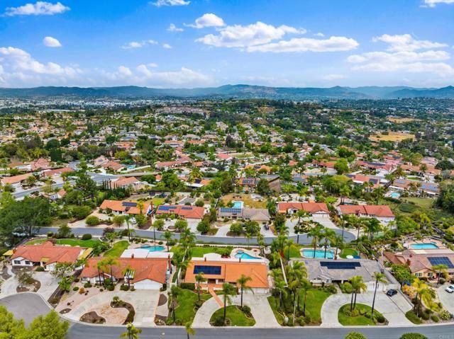 1560 Mandeville Place, Escondido, CA 92029