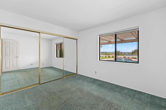 1560 Mandeville Place, Escondido, CA 92029