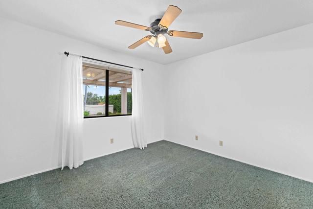 1560 Mandeville Place, Escondido, CA 92029