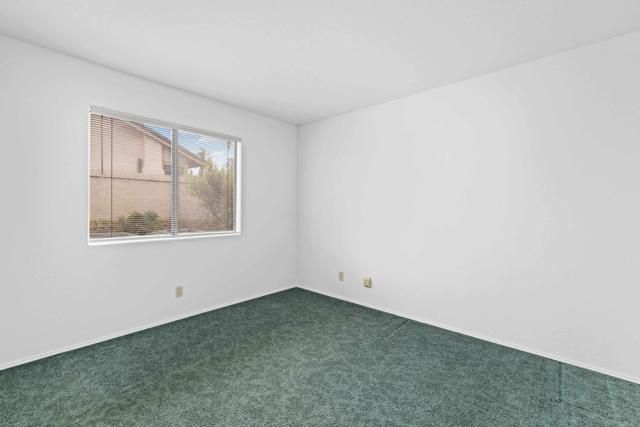 1560 Mandeville Place, Escondido, CA 92029