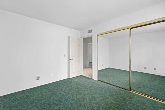 1560 Mandeville Place, Escondido, CA 92029