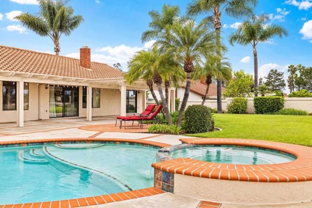 1560 Mandeville Place, Escondido, CA 92029