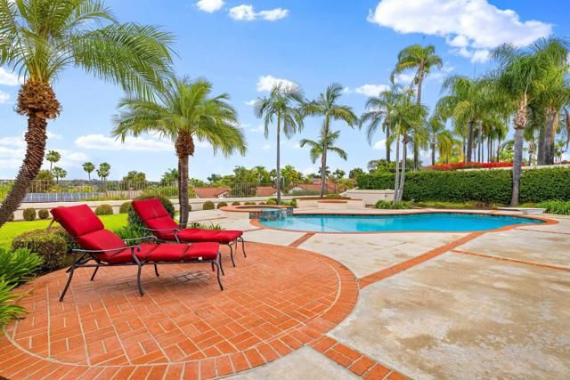 1560 Mandeville Place, Escondido, CA 92029