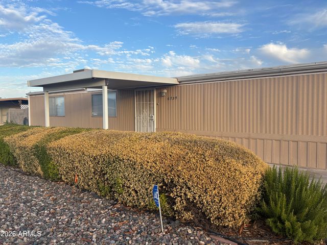 6739 W SHERRI JEAN Lane, Peoria, AZ 85382