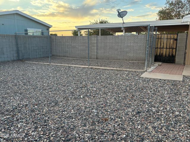 6739 W SHERRI JEAN Lane, Peoria, AZ 85382