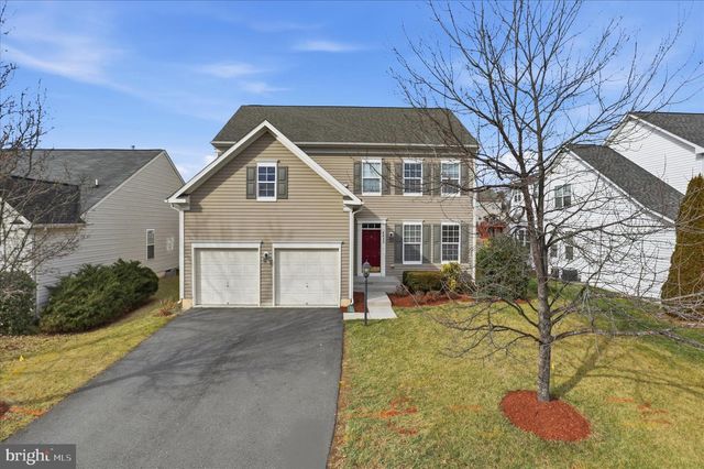 8832 YELLOWTHROAT CT, Gainesville, VA 20155