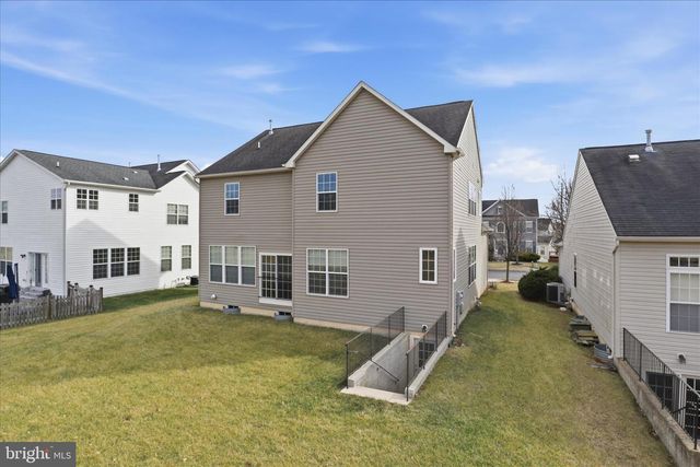 8832 YELLOWTHROAT CT, Gainesville, VA 20155