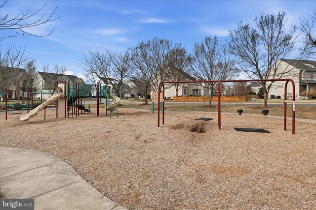 8832 YELLOWTHROAT CT, Gainesville, VA 20155