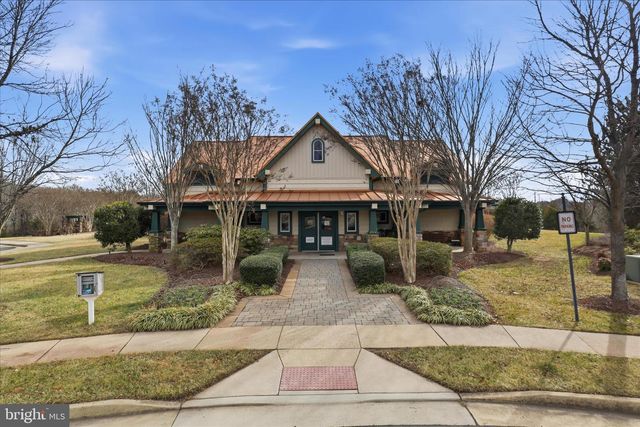 8832 YELLOWTHROAT CT, Gainesville, VA 20155