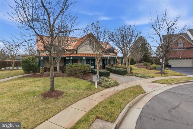 8832 YELLOWTHROAT CT, Gainesville, VA 20155