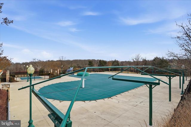 8832 YELLOWTHROAT CT, Gainesville, VA 20155