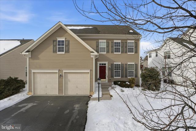 8832 YELLOWTHROAT CT, Gainesville, VA 20155