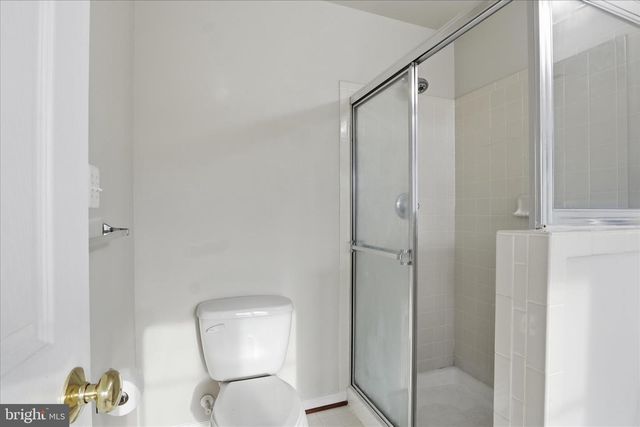 8832 YELLOWTHROAT CT, Gainesville, VA 20155