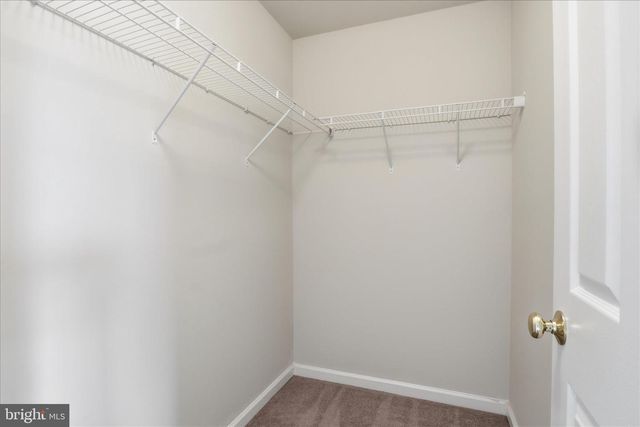 8832 YELLOWTHROAT CT, Gainesville, VA 20155