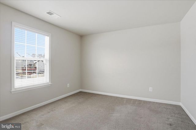 8832 YELLOWTHROAT CT, Gainesville, VA 20155