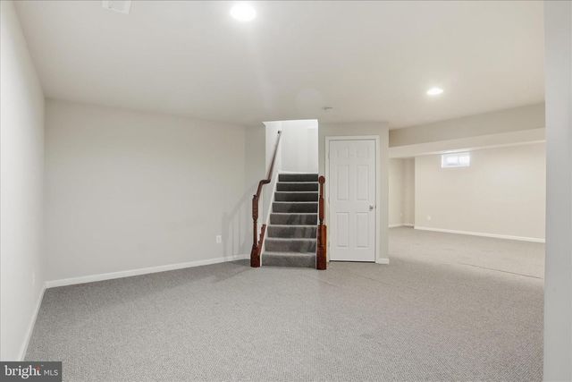 8832 YELLOWTHROAT CT, Gainesville, VA 20155