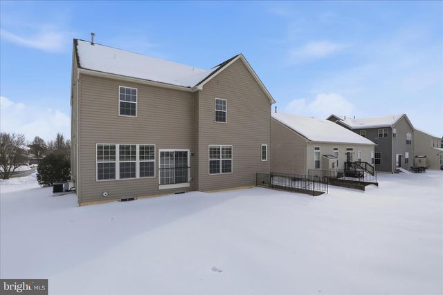 8832 YELLOWTHROAT CT, Gainesville, VA 20155