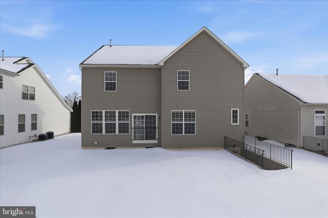 8832 YELLOWTHROAT CT, Gainesville, VA 20155