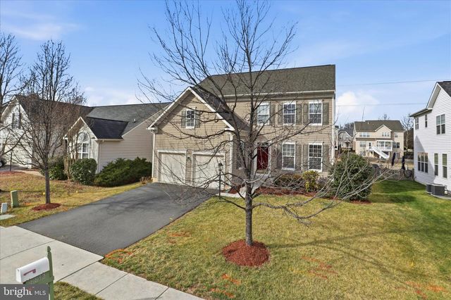 8832 YELLOWTHROAT CT, Gainesville, VA 20155