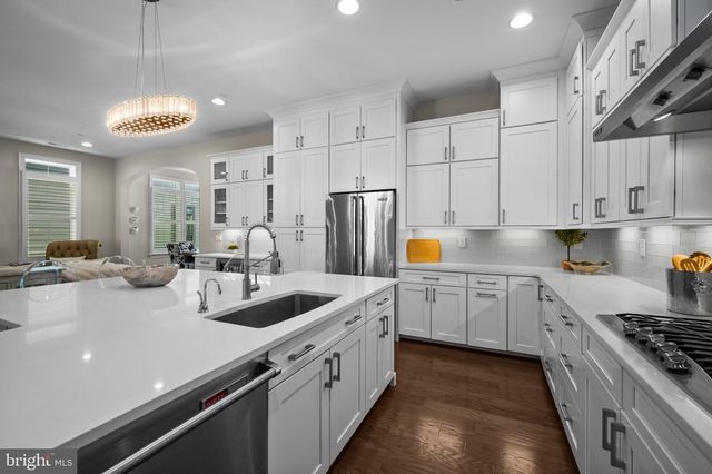 311 STRUMMER LN, Gaithersburg, MD 20878