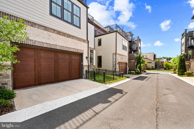 311 STRUMMER LN, Gaithersburg, MD 20878