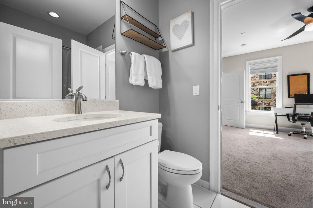 Image 30 of property listing at 311 STRUMMER LN, Gaithersburg, MD 20878