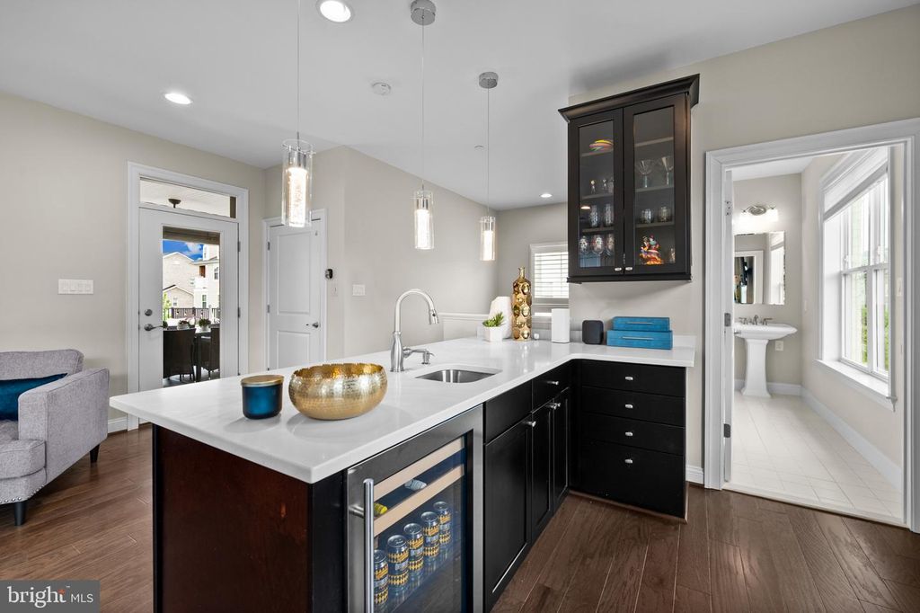 Image 37 of property listing at 311 STRUMMER LN, Gaithersburg, MD 20878