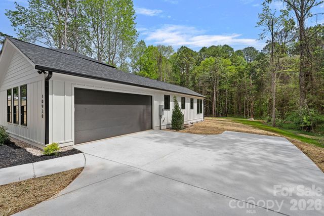 10920 McCoy Road, Huntersville, NC 28078