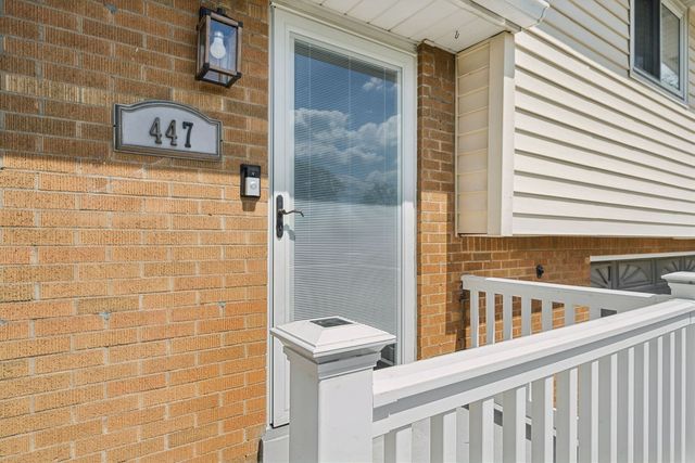 447 Saratoga Dr, Pleasant Hills, PA 15236