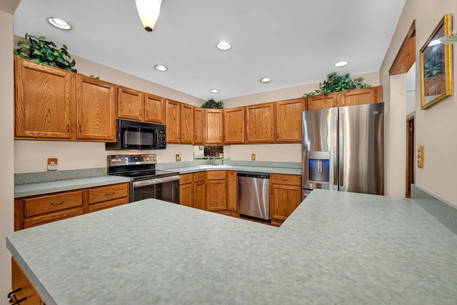 1420 Woodbridge Road 3A, Joliet, IL 60436
