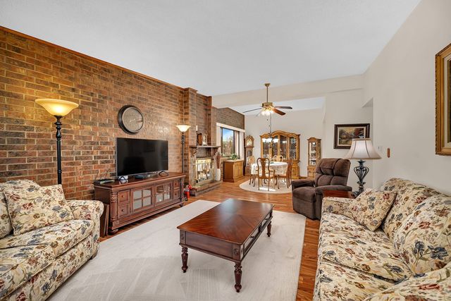 1420 Woodbridge Road 3A, Joliet, IL 60436
