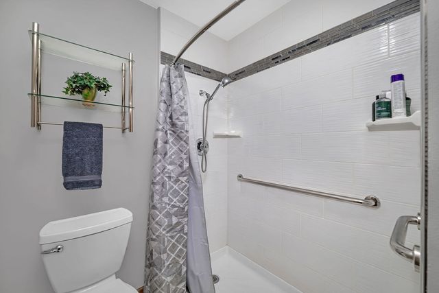 1420 Woodbridge Road 3A, Joliet, IL 60436