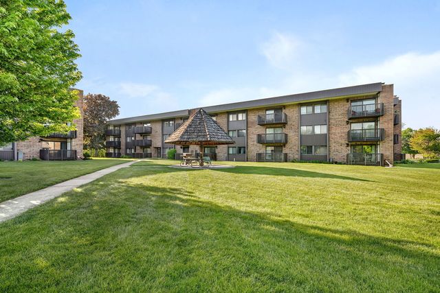 1420 Woodbridge Road 3A, Joliet, IL 60436
