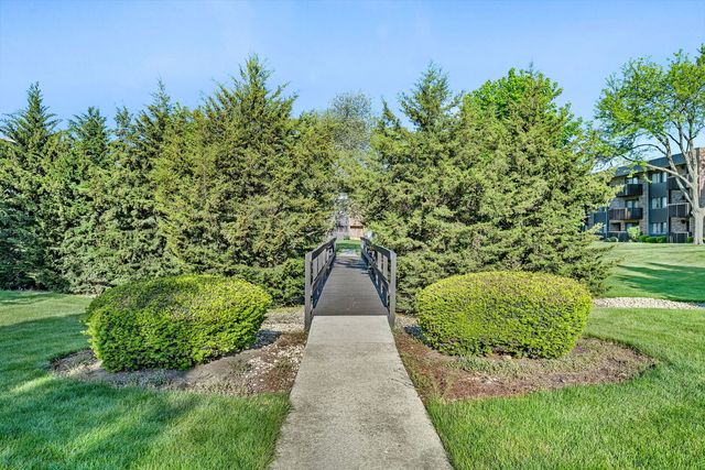 1420 Woodbridge Road 3A, Joliet, IL 60436