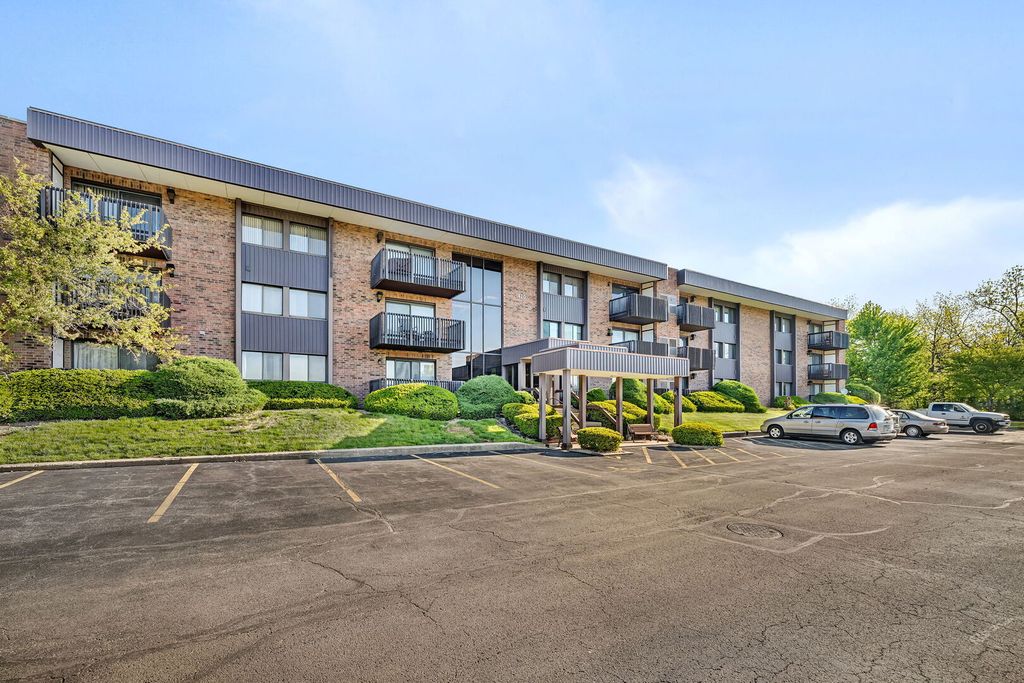 1420 Woodbridge Road 3A, Joliet, IL 60436