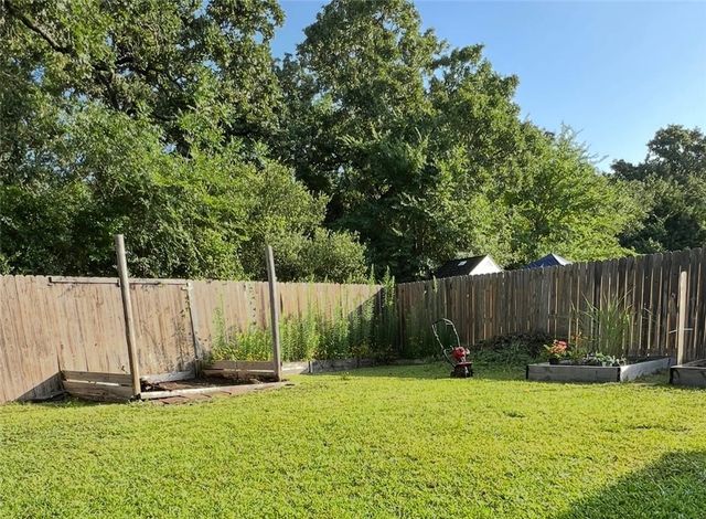 4113 Whispering Creek Drive, College Station, TX 77845