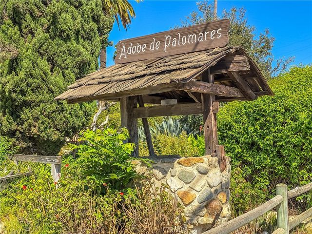 464 W Columbia Avenue, Pomona, CA 91768