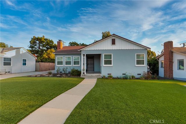 464 W Columbia Avenue, Pomona, CA 91768