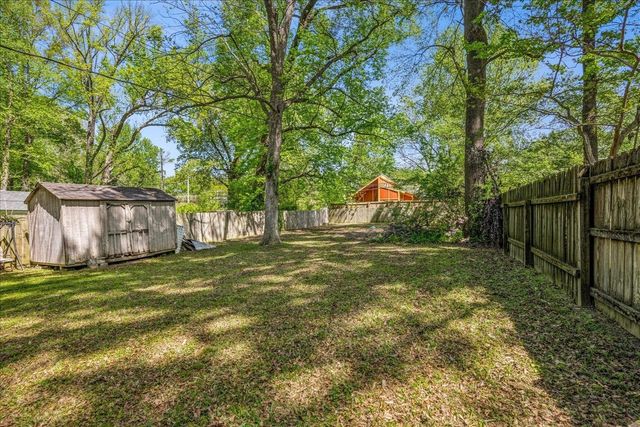 740 SHOTWELL ST, Memphis, TN 38111