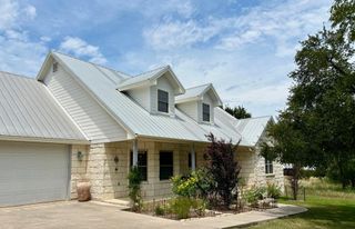 141 Chaumont ST, Kingsland, TX 78639