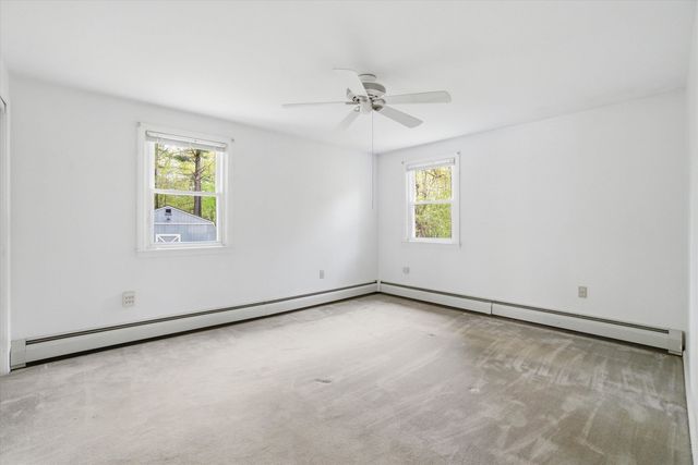 4 Timothy Lane, Hudson, NH 03051