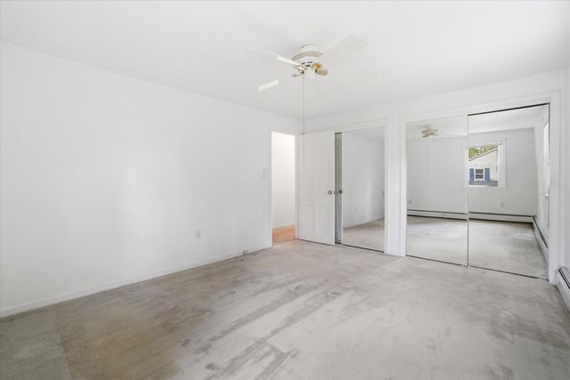 4 Timothy Lane, Hudson, NH 03051